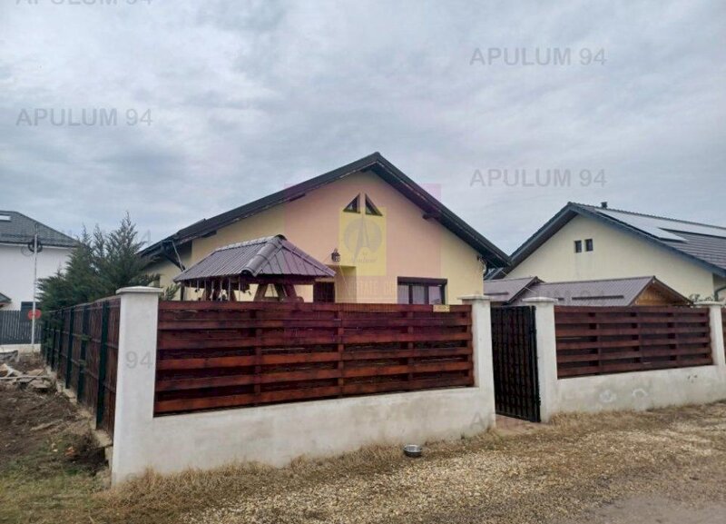 Casa 2020, parter+pod, garaj, magazie, curte 420 mp, Sabareni